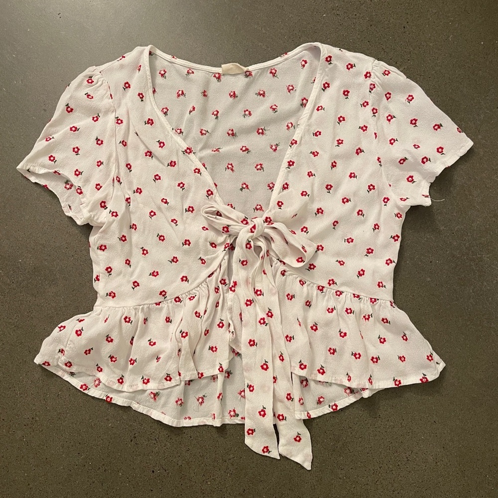 Brandy Melville John Galt Wrap Top